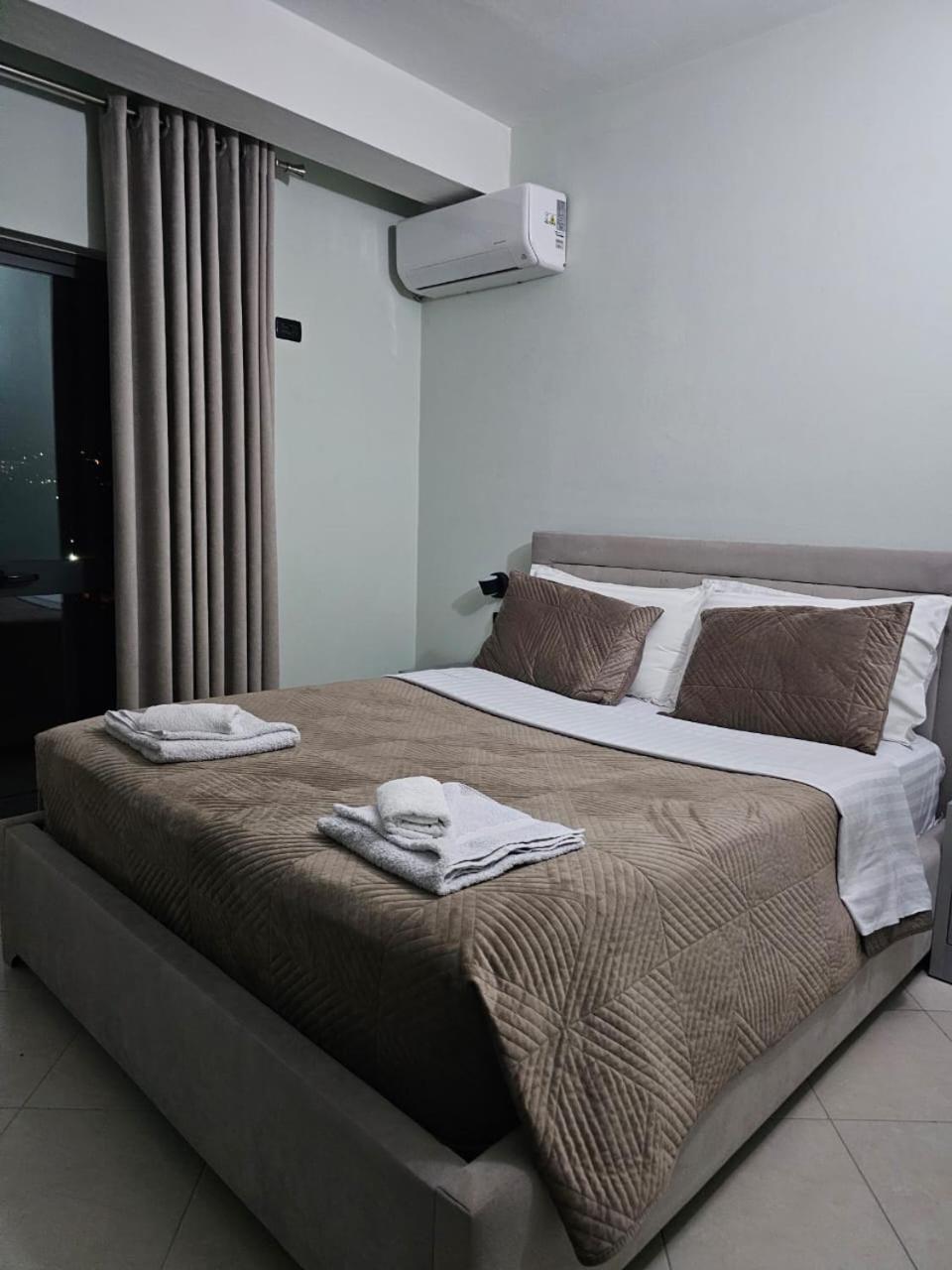 Agron Hotel Tirana